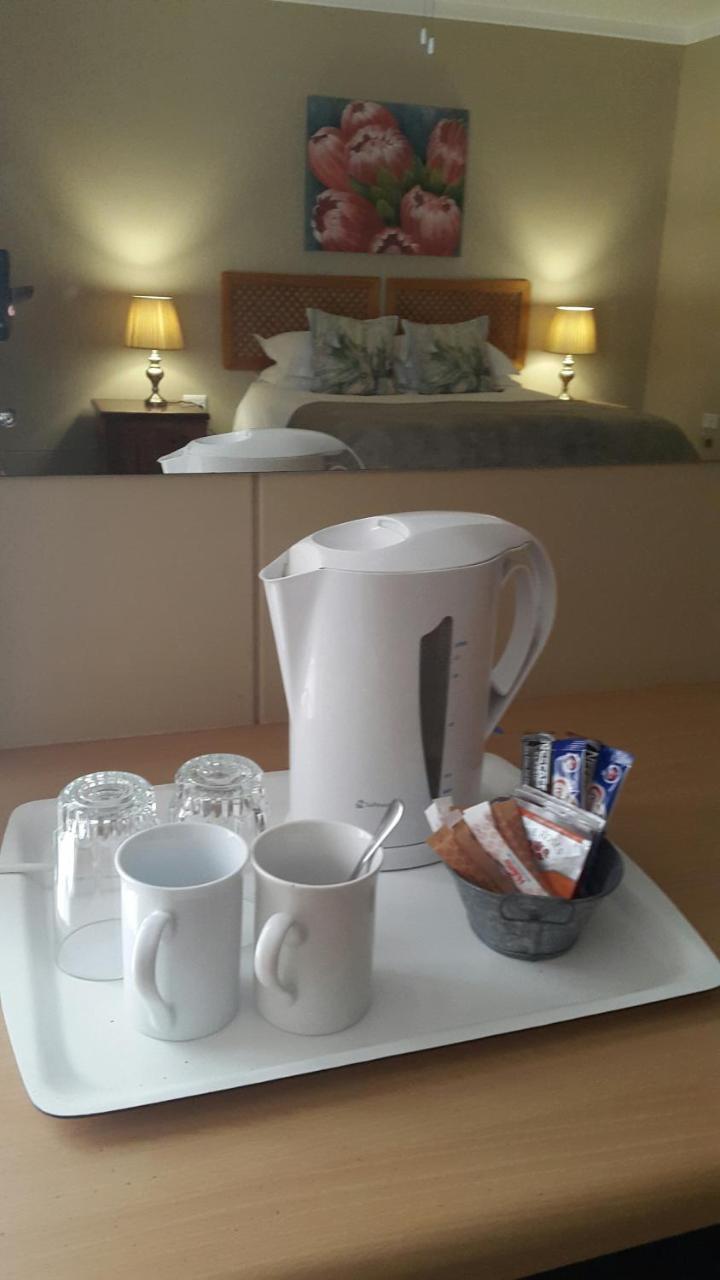 Kleines Nest Bed And Breakfast Walvis Bay Bagian luar foto