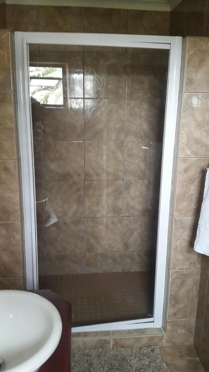 Kleines Nest Bed And Breakfast Walvis Bay Bagian luar foto